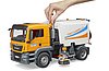 Camion de nettoyage des rues MAN TGS