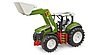 Roadmax tractor with frontloader