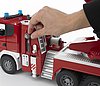 Camion de pompier série R Scania avec pompe à eau