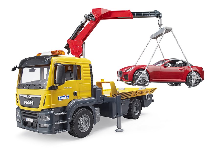 03750 - MAN TGS tow truck with roadster