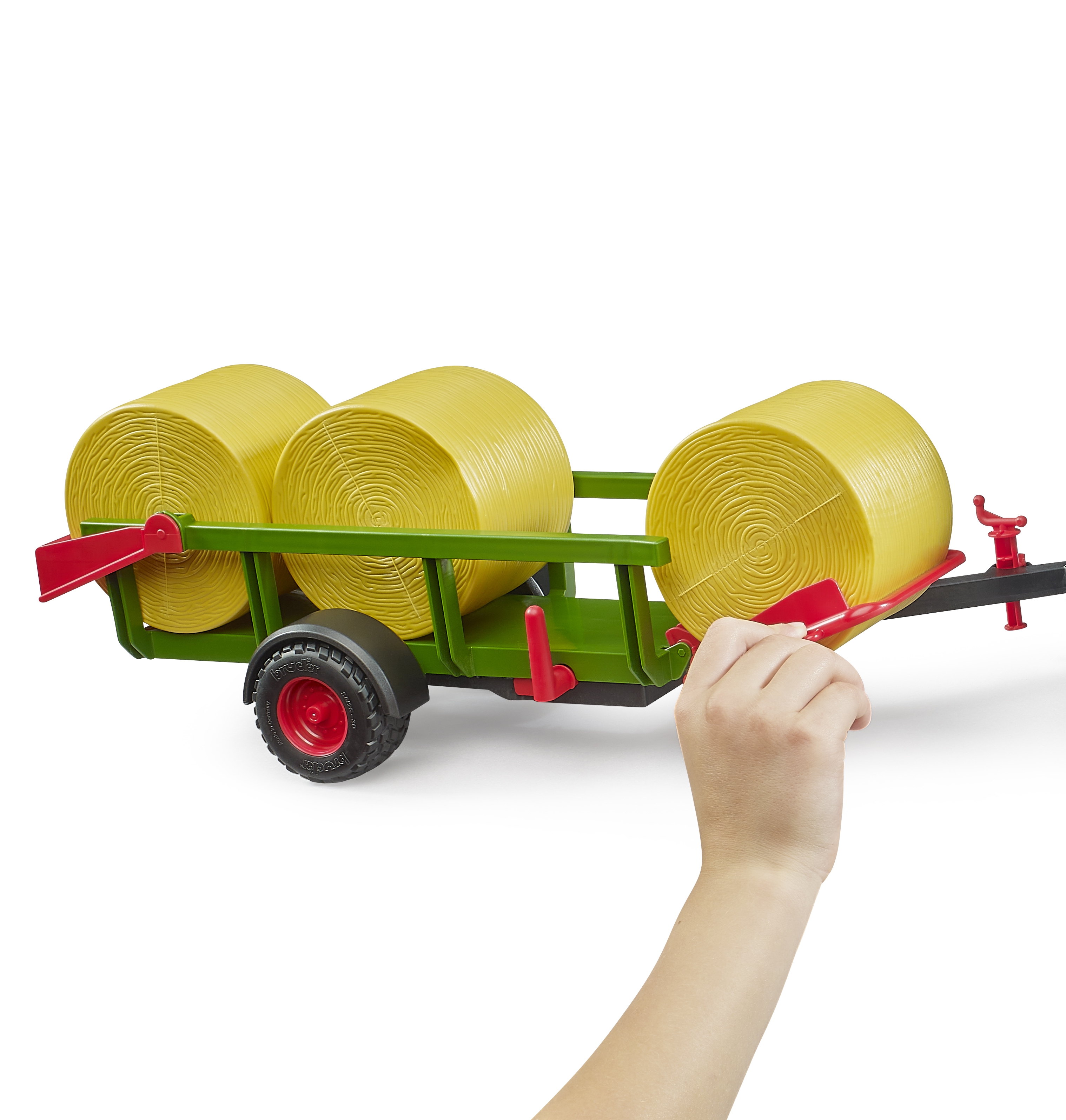 Round bale collector with 3 round bales