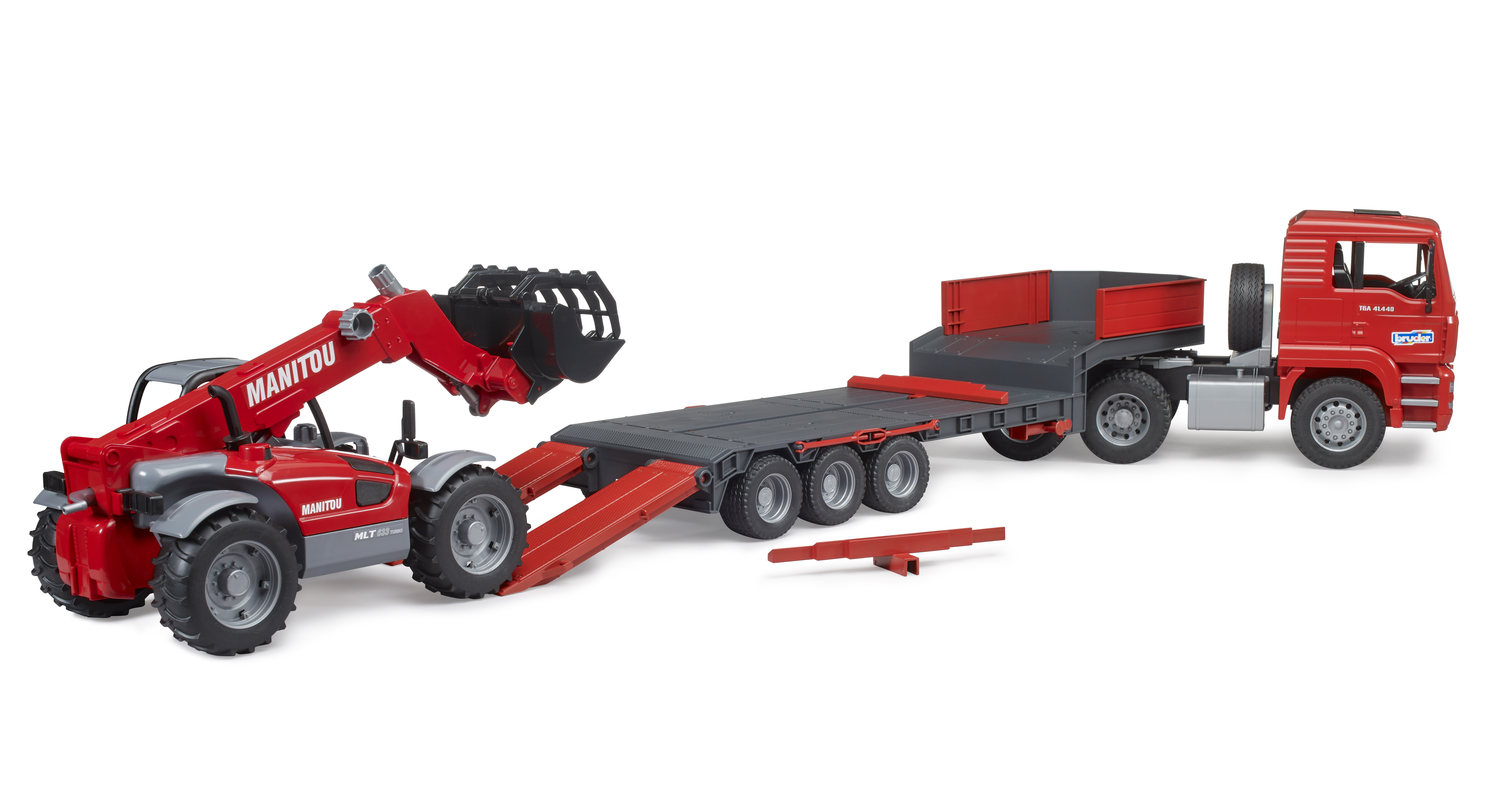 Camión TGA de MAN con semirremolque de plataforma baja y manipulador telescópico Manitou Camión TGA de MAN con semirremolque de plataforma baja y manipulador telescópico Manitou