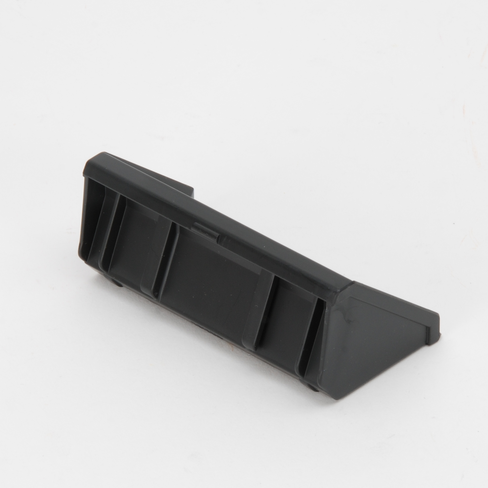 Pelle avec plateau d'adaptation pour chargeur compact CAT