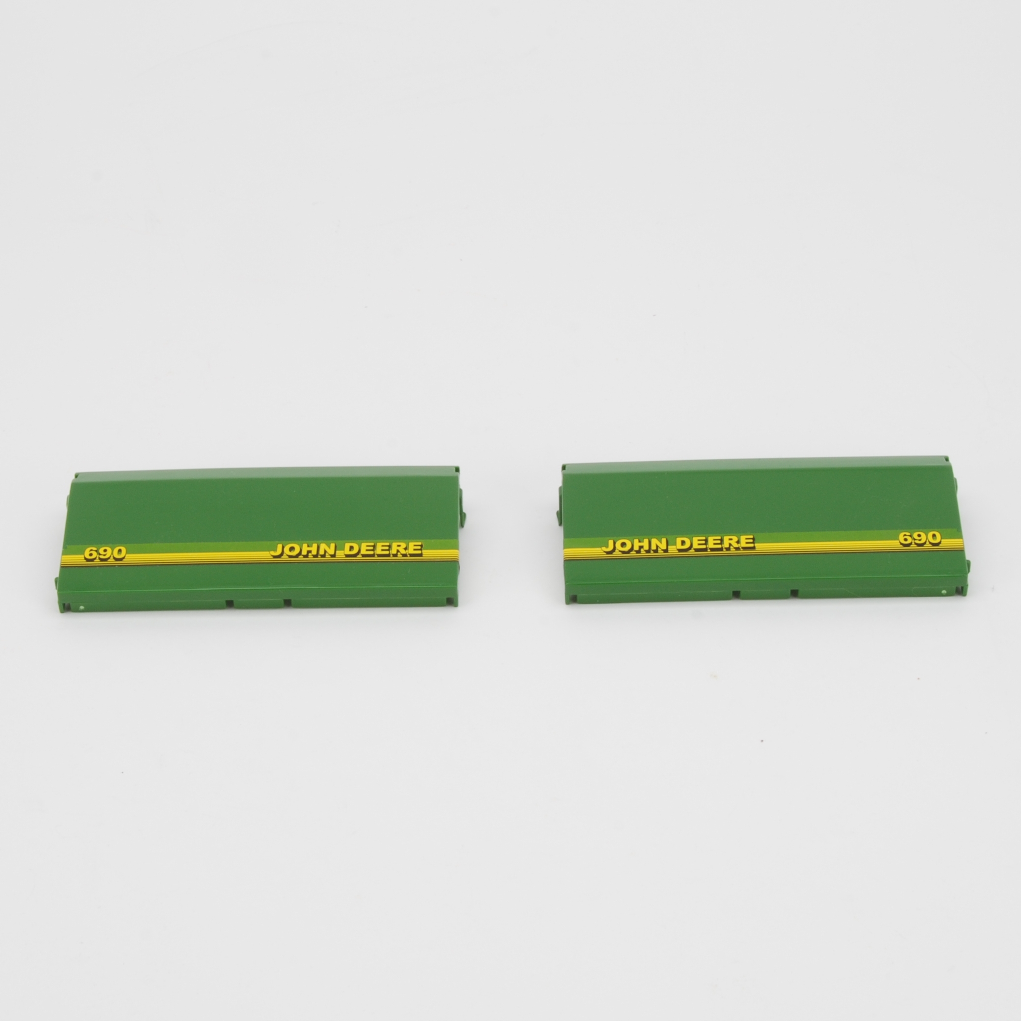 Couvercle latéral pour presse à balles John Deere