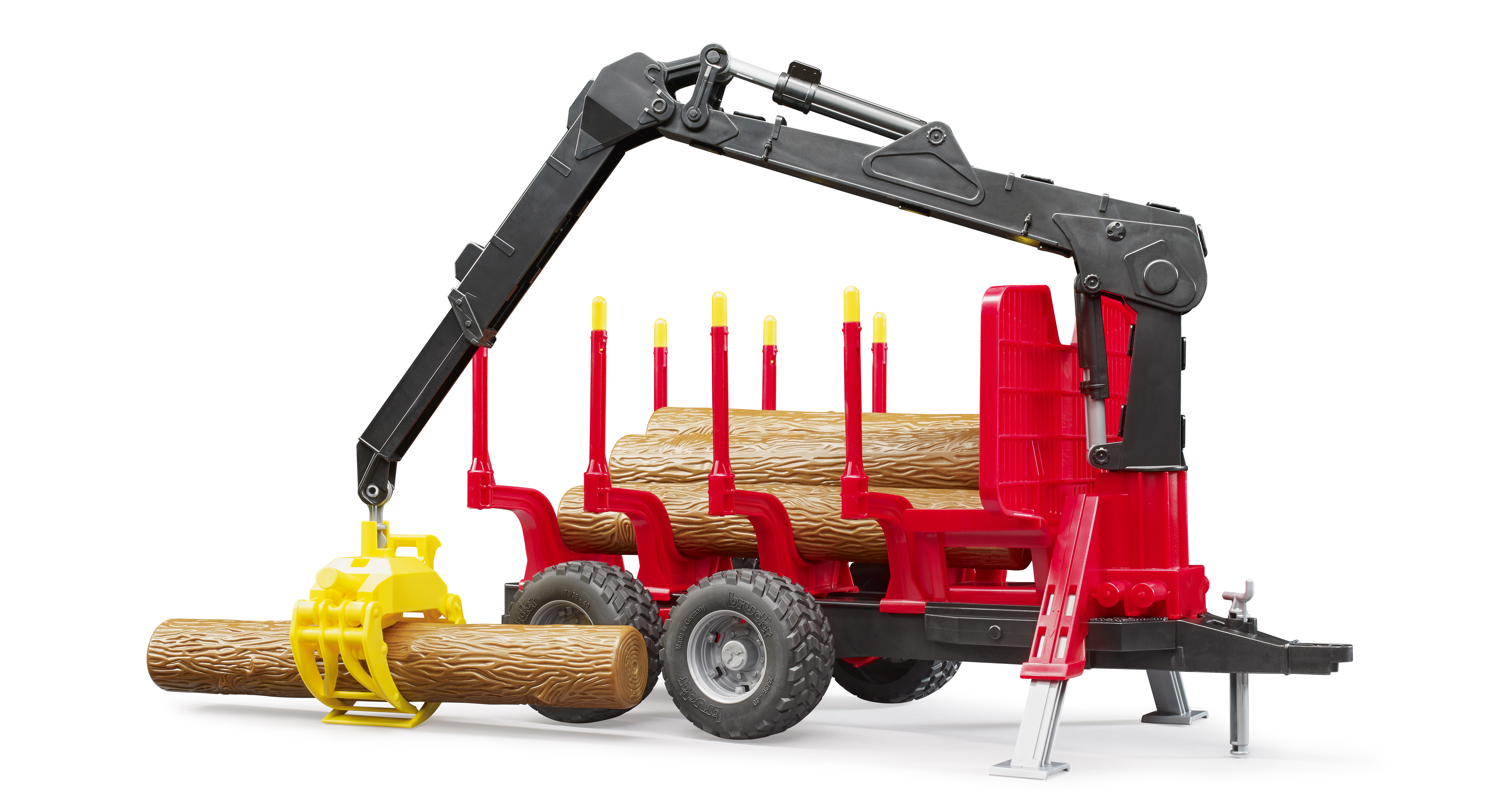 Remolque autocargadoor con grúa de carga y pinzas para madera Remolque autocargadoor con grúa de carga y pinzas para madera